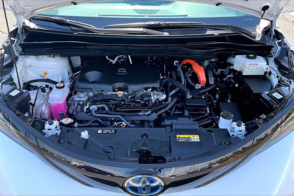 Thumbnail: 2025 Toyota Sienna - 9
