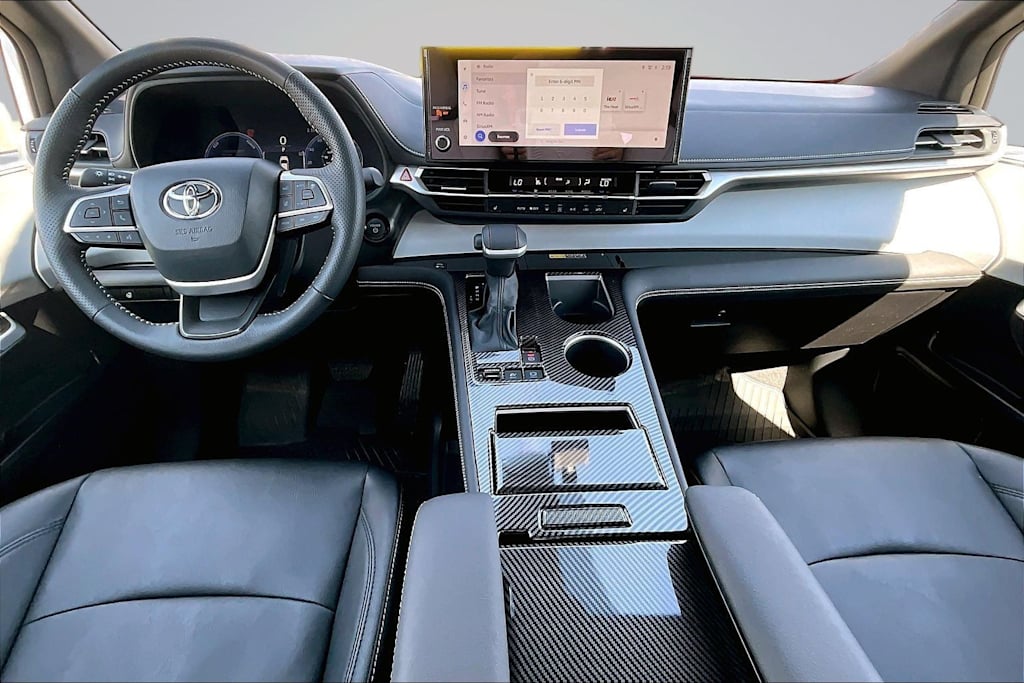Thumbnail: 2025 Toyota Sienna - 10