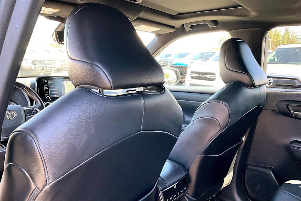 Thumbnail: 2021 Toyota Highlander - 12