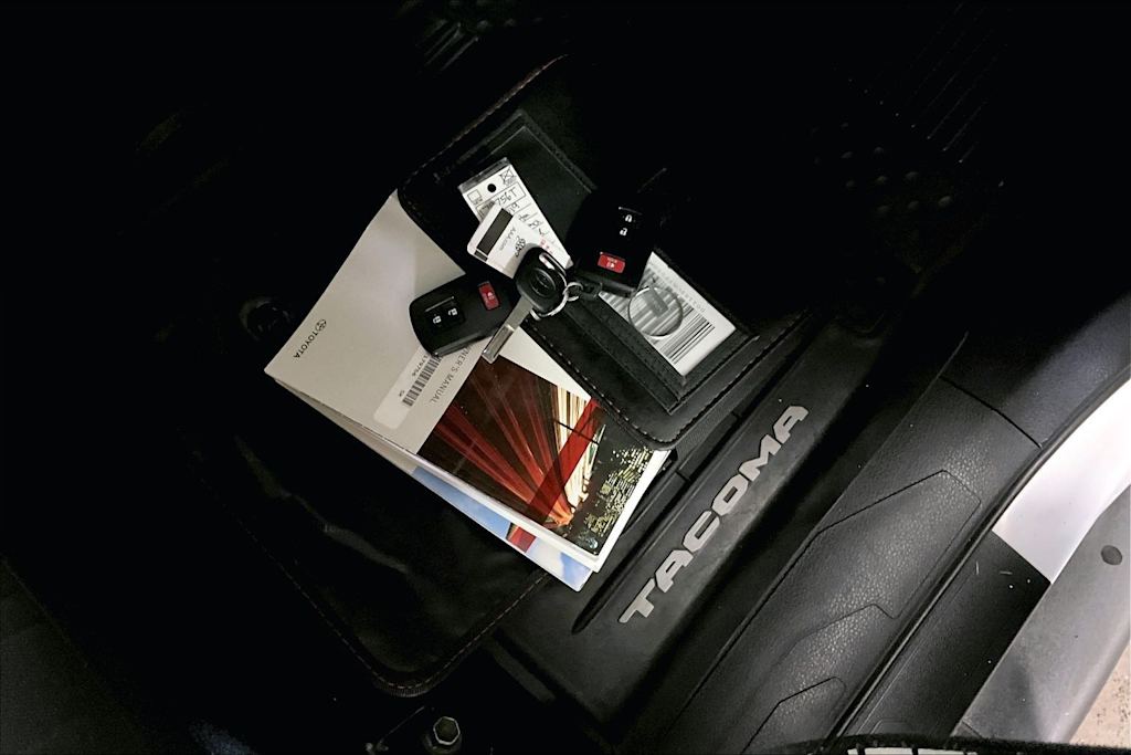 Thumbnail: 2019 Toyota Tacoma - 22