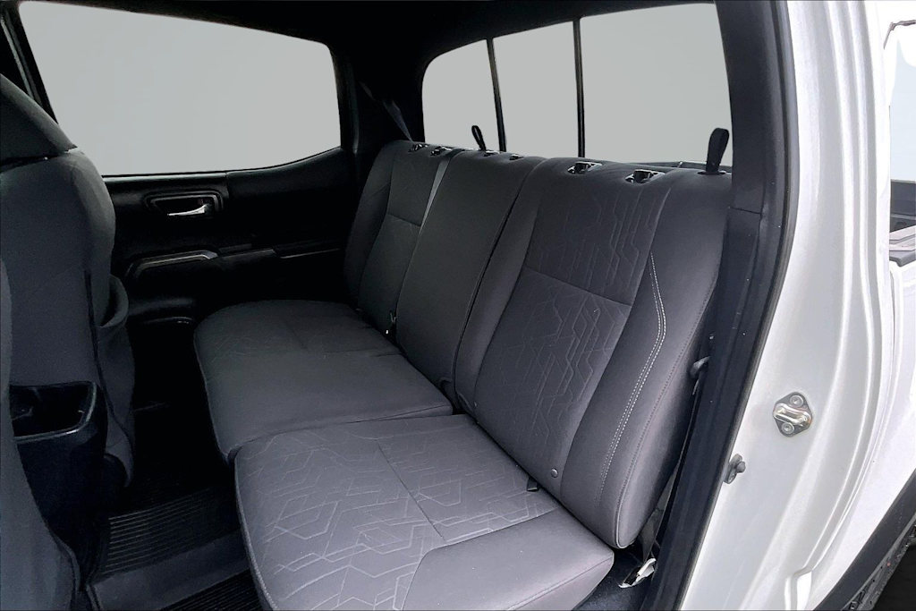 Thumbnail: 2019 Toyota Tacoma - 21