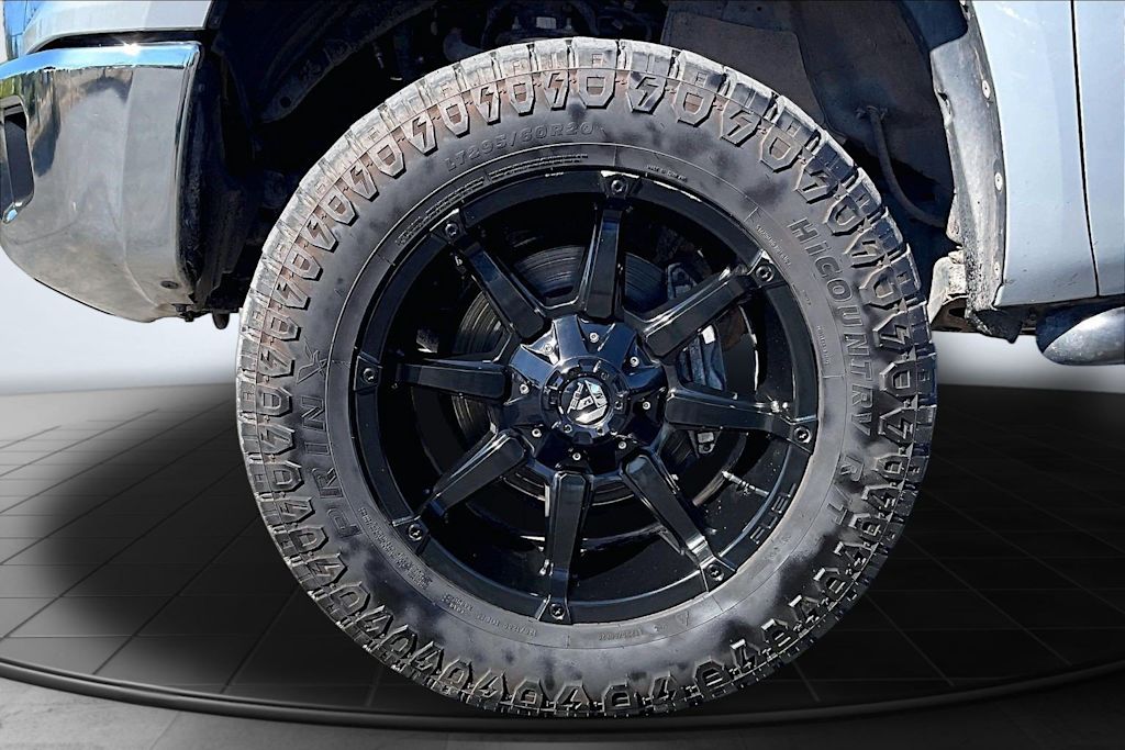 Thumbnail: 2019 Toyota Tundra - 21