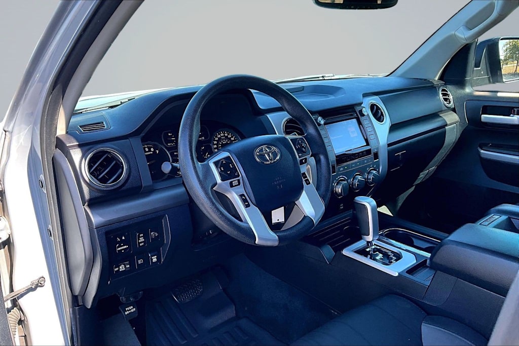 Thumbnail: 2019 Toyota Tundra - 2