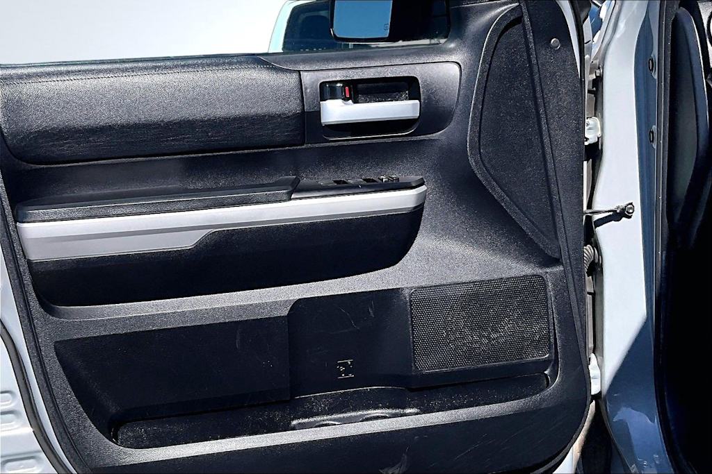 Thumbnail: 2019 Toyota Tundra - 29