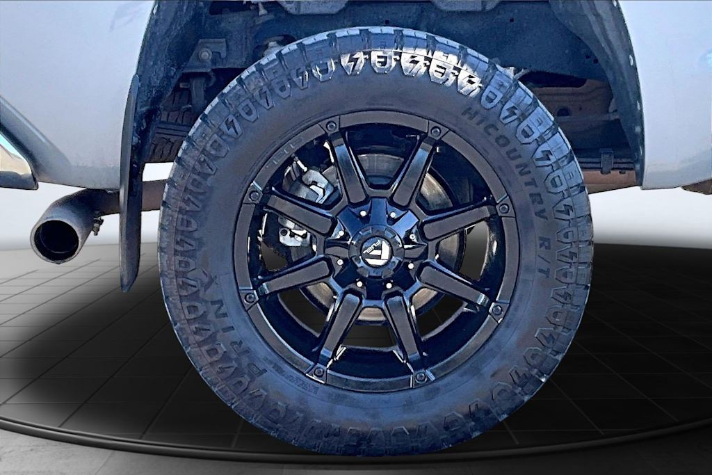 Thumbnail: 2019 Toyota Tundra - 36