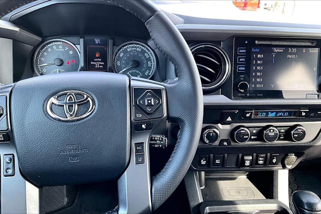 Thumbnail: 2019 Toyota Tacoma - 26