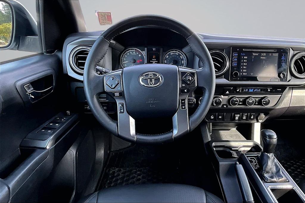 Thumbnail: 2019 Toyota Tacoma - 14