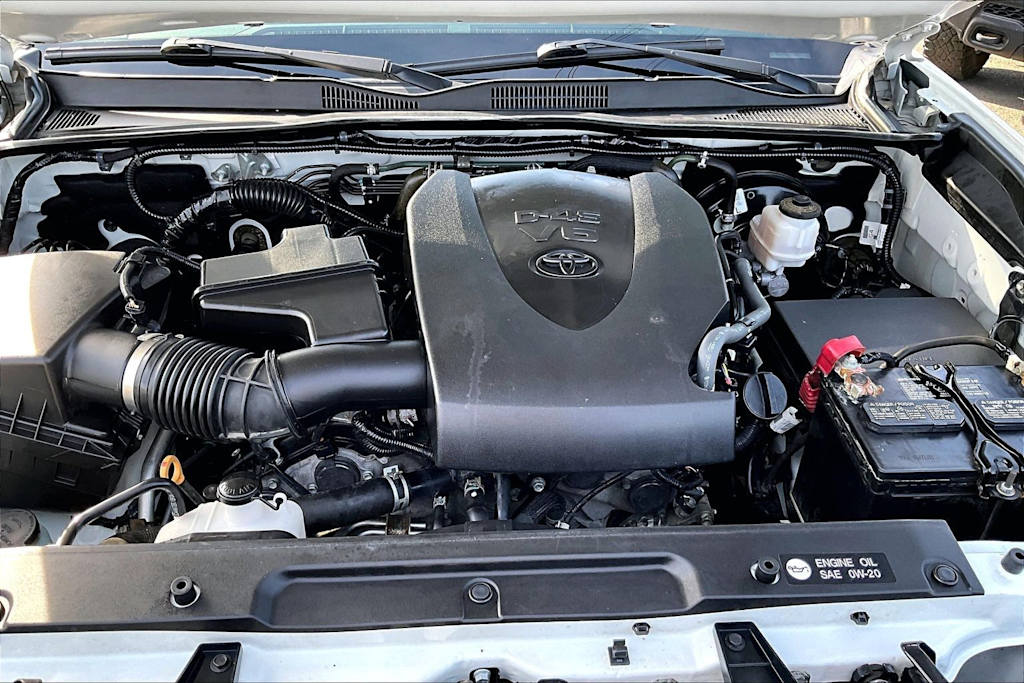 Thumbnail: 2019 Toyota Tacoma - 9