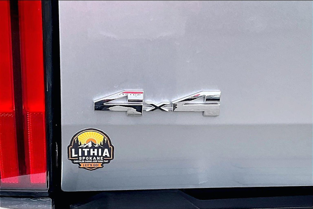 Thumbnail: 2022 Toyota Tundra - 7