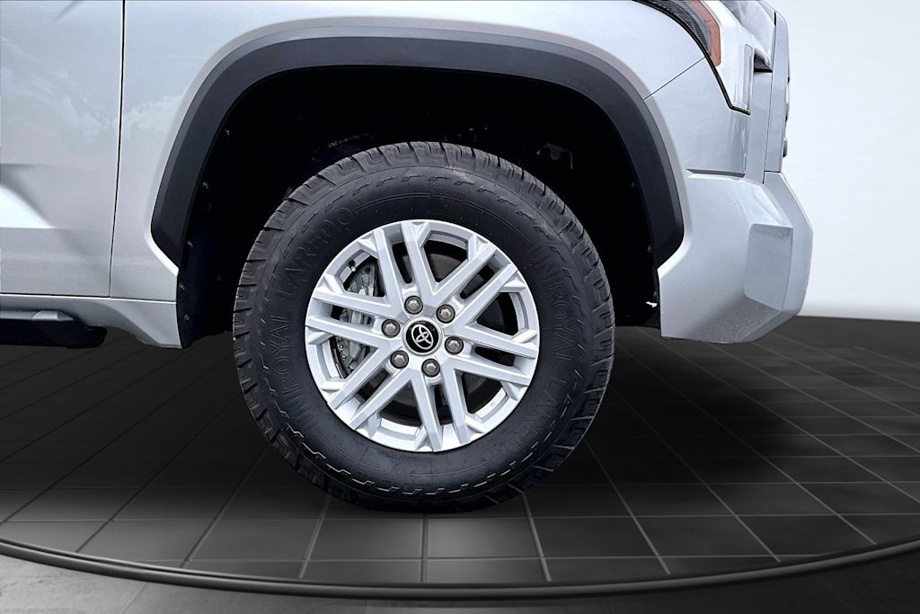 Thumbnail: 2022 Toyota Tundra - 34