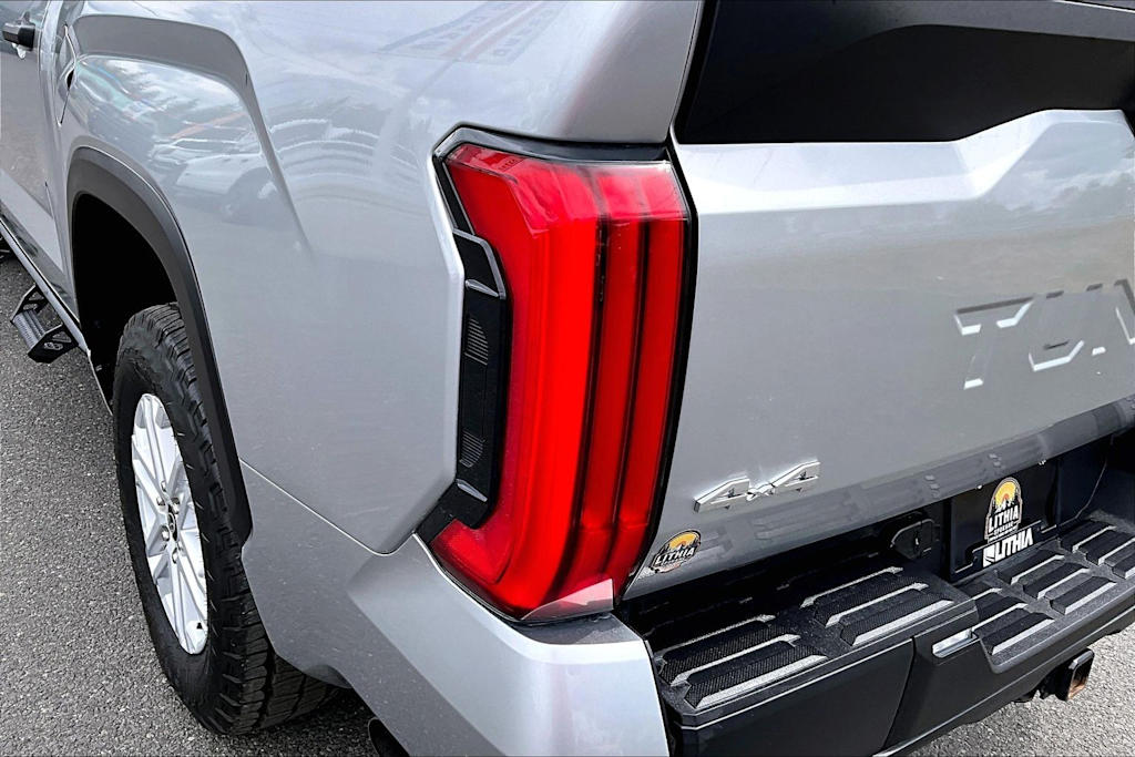 Thumbnail: 2022 Toyota Tundra - 32