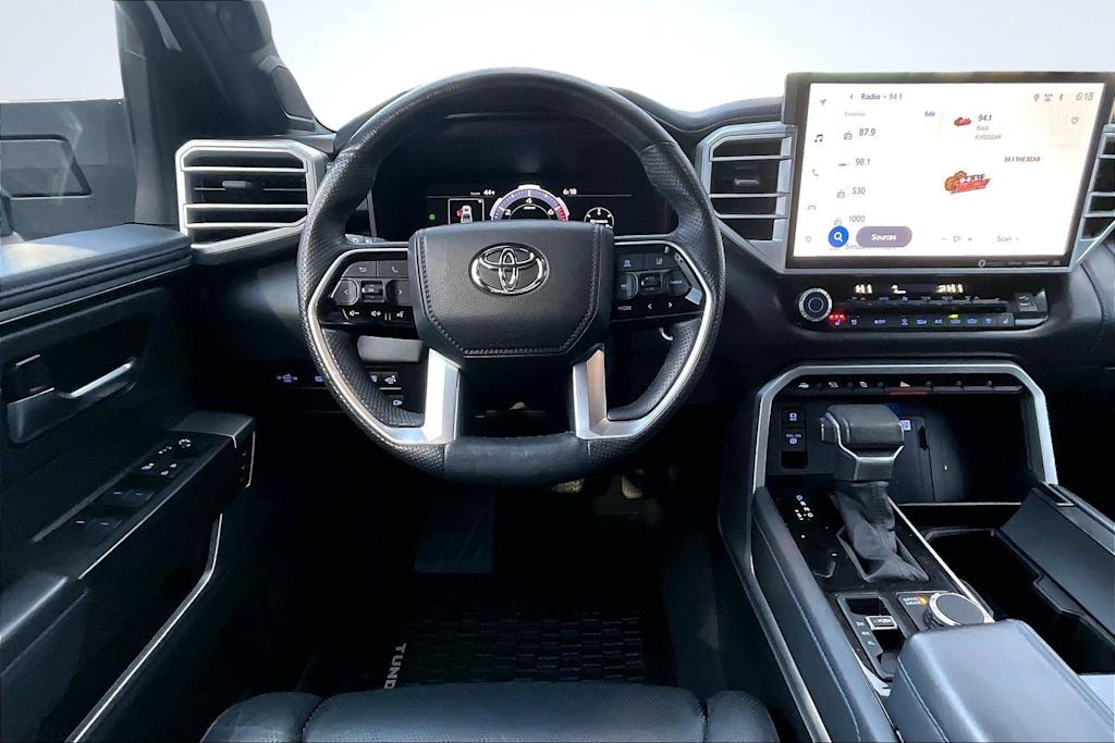 Thumbnail: 2022 Toyota Tundra - 13