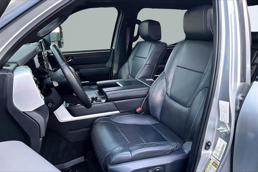 Thumbnail: 2022 Toyota Tundra - 10