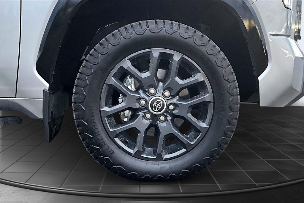 Thumbnail: 2022 Toyota Tundra - 34