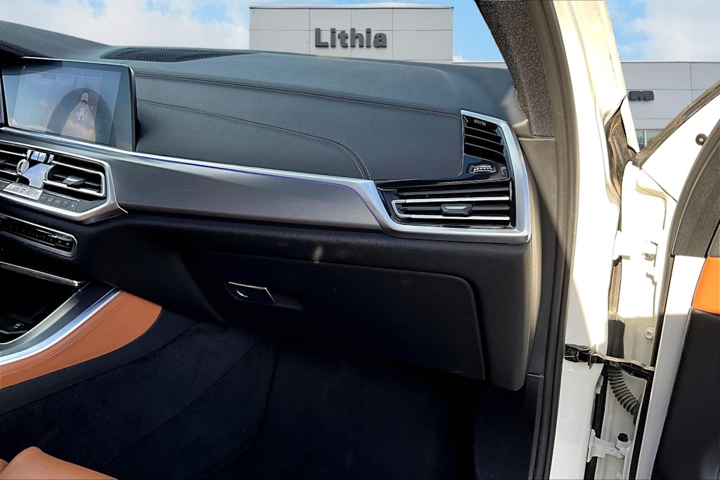 Thumbnail: 2021 BMW X5 - 24