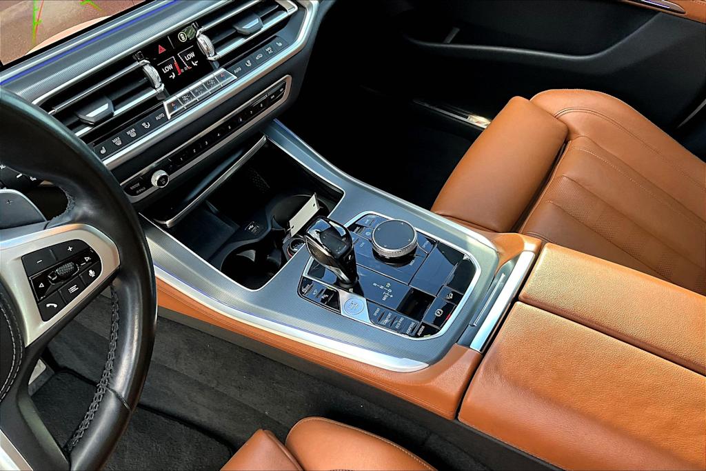 Thumbnail: 2021 BMW X5 - 16