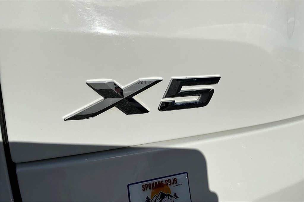 Thumbnail: 2021 BMW X5 - 7