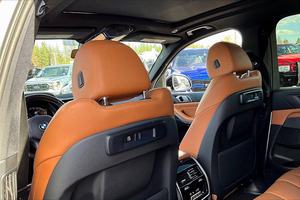 Thumbnail: 2021 BMW X5 - 12