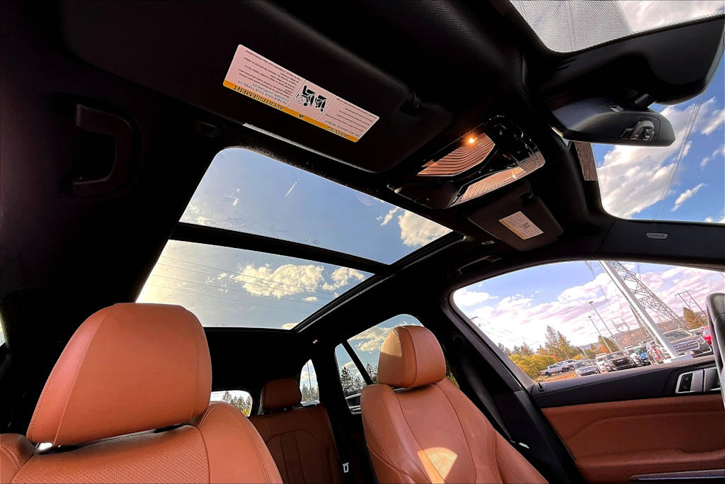 Thumbnail: 2021 BMW X5 - 30