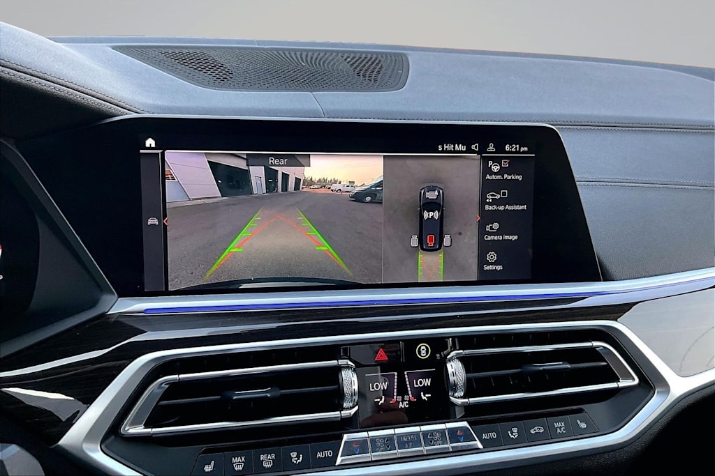 Thumbnail: 2021 BMW X7 - 27
