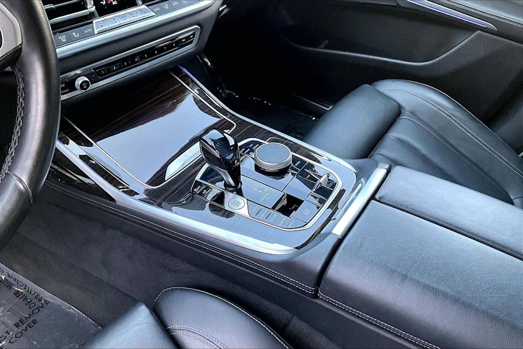 Thumbnail: 2021 BMW X7 - 17