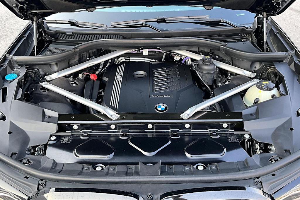 Thumbnail: 2021 BMW X7 - 9