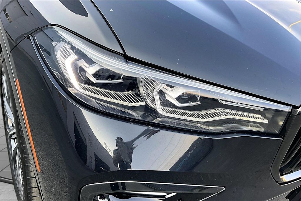 Thumbnail: 2021 BMW X7 - 31