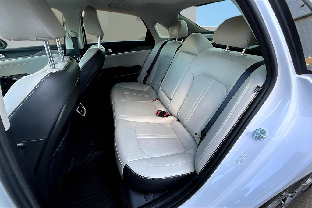 Thumbnail: 2021 Kia K5 - 11