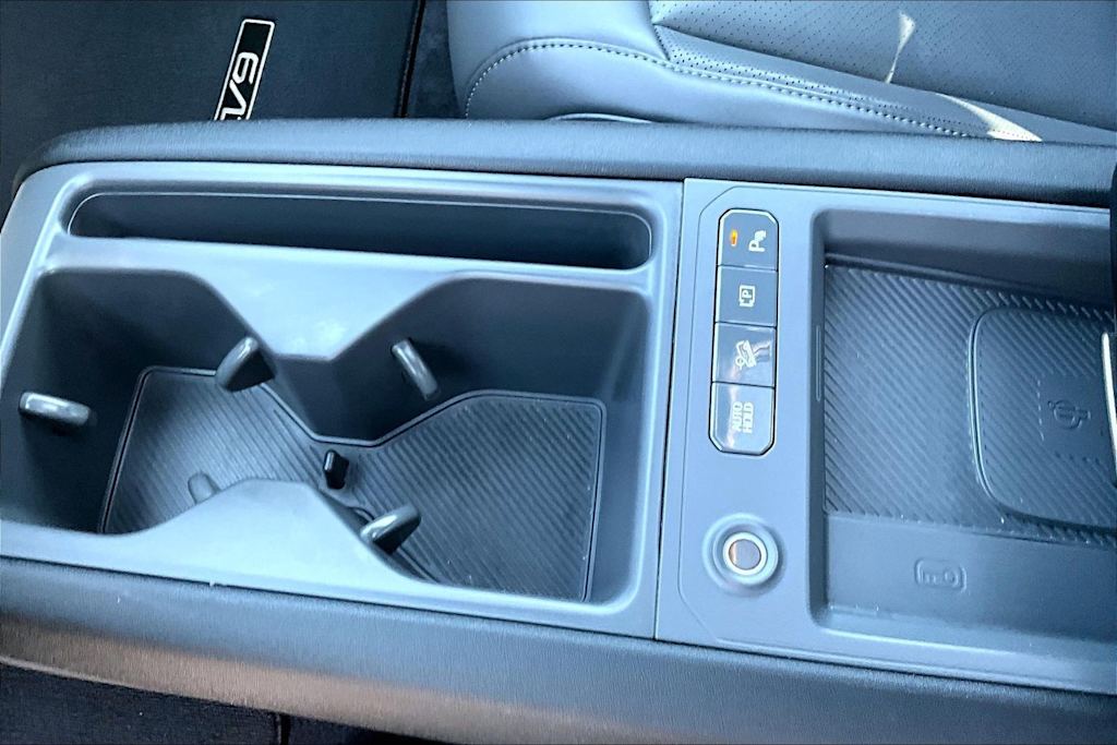 Thumbnail: 2025 Kia EV9 - 17