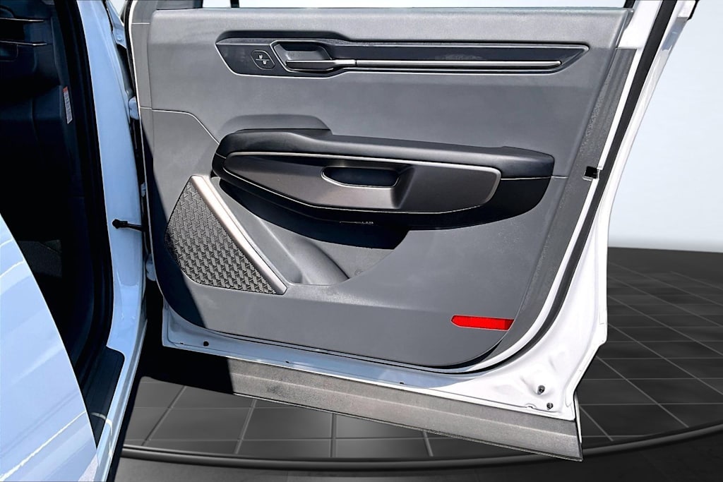 Thumbnail: 2025 Kia EV9 - 30