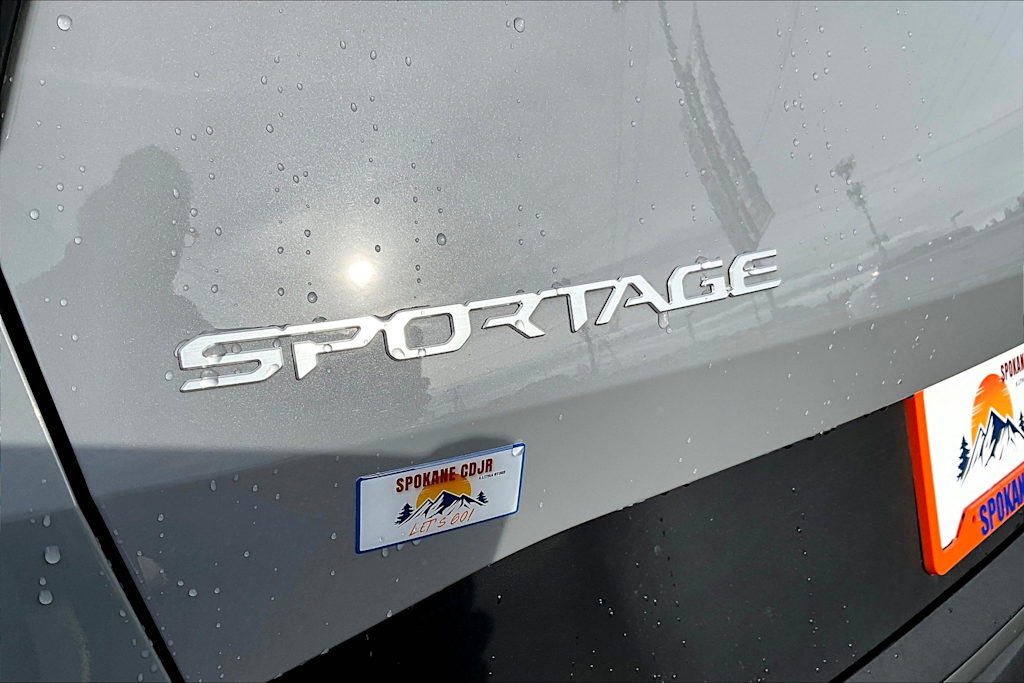 Thumbnail: 2023 Kia Sportage - 6