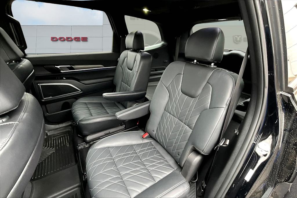 Thumbnail: 2024 Kia Telluride - 21