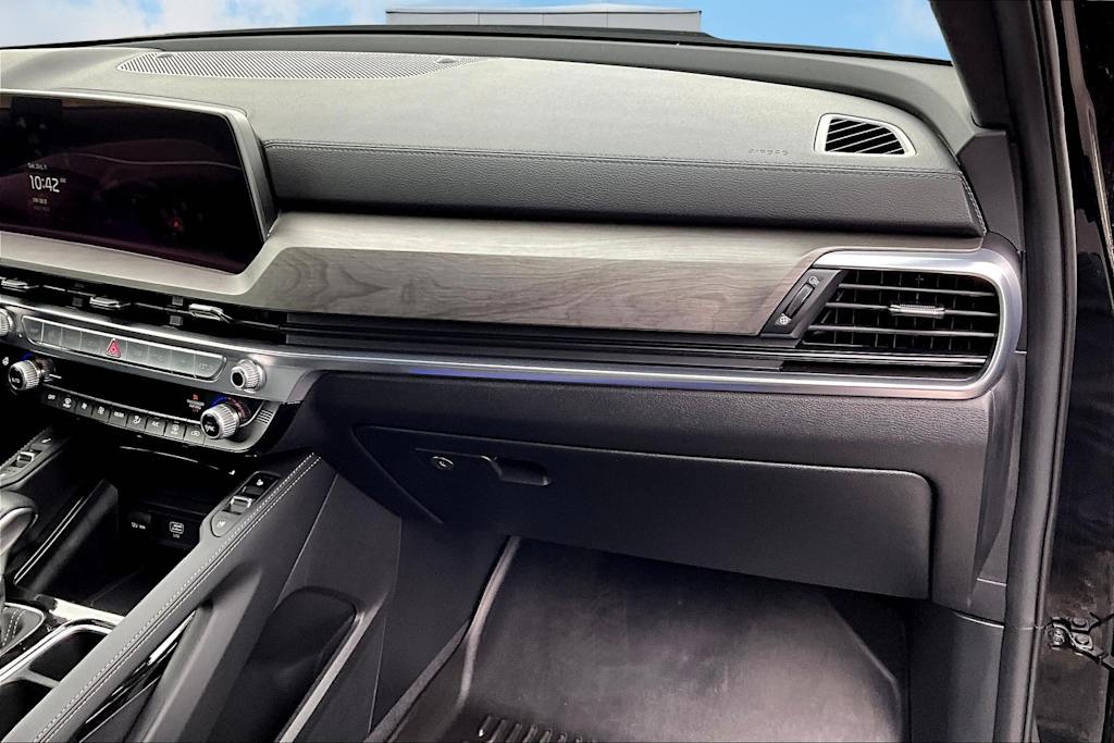 Thumbnail: 2024 Kia Telluride - 24