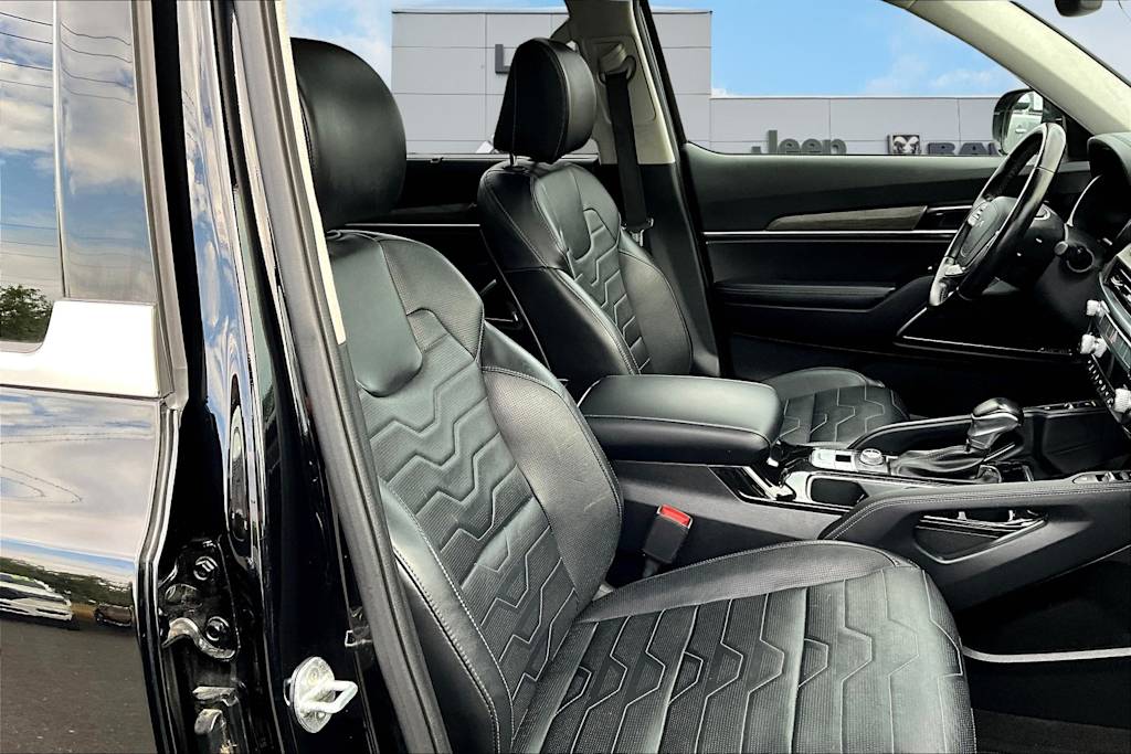 Thumbnail: 2022 Kia Telluride - 12