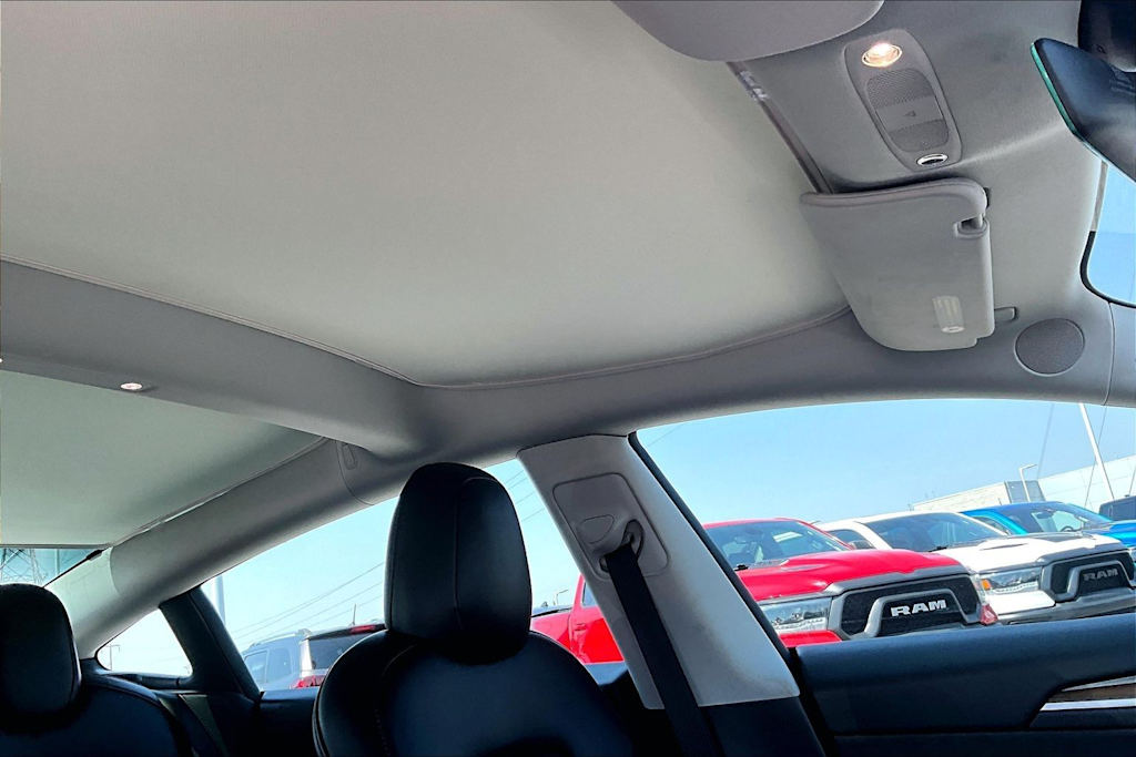 Thumbnail: 2022 Tesla Model 3 - 30