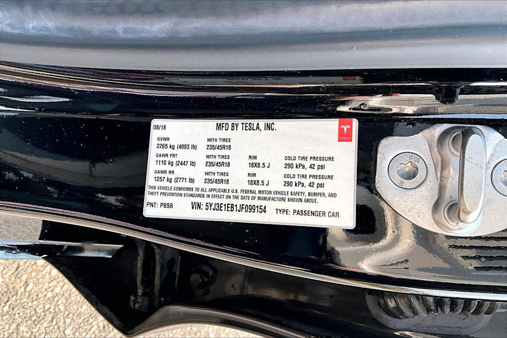 Thumbnail: 2018 Tesla Model 3 - 18