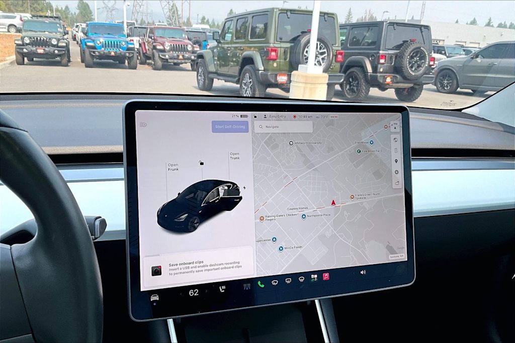Thumbnail: 2018 Tesla Model 3 - 15