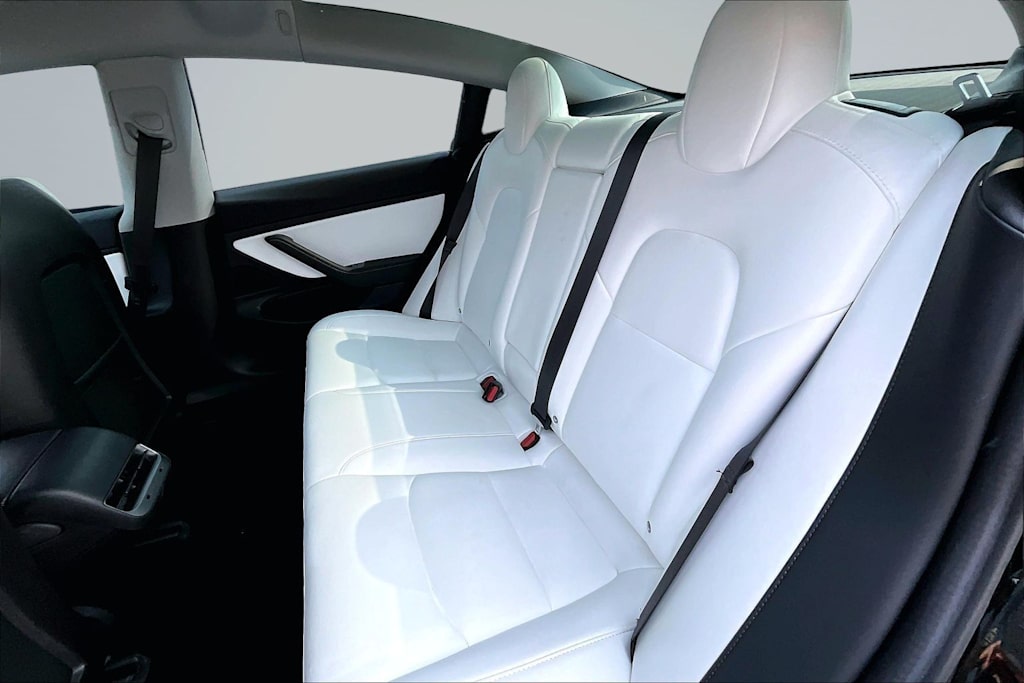 Thumbnail: 2018 Tesla Model 3 - 12