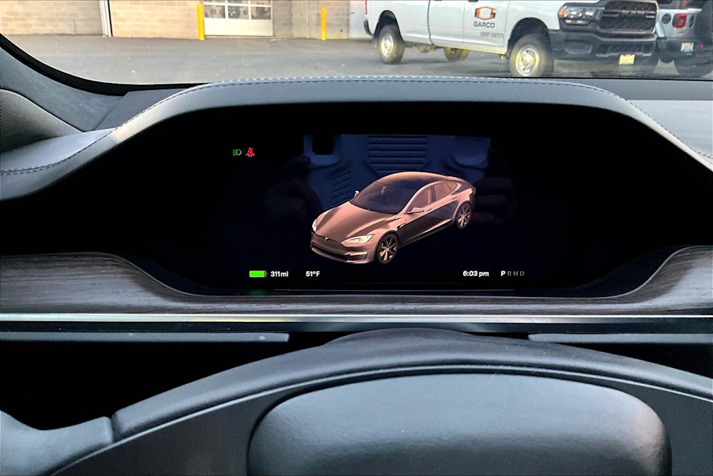 Thumbnail: 2022 Tesla Model S - 16