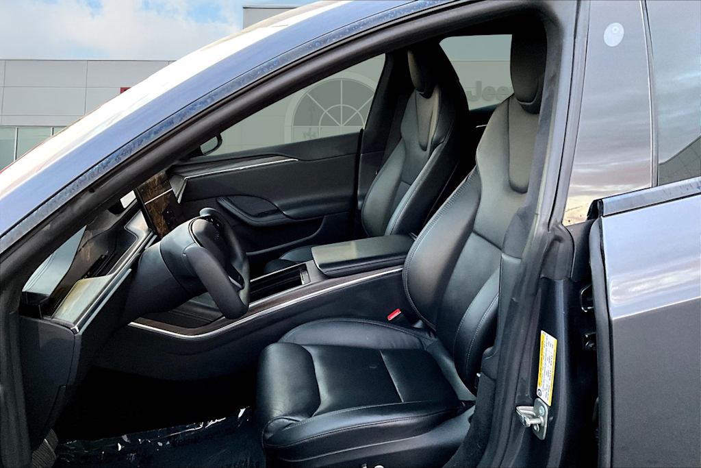 Thumbnail: 2022 Tesla Model S - 9