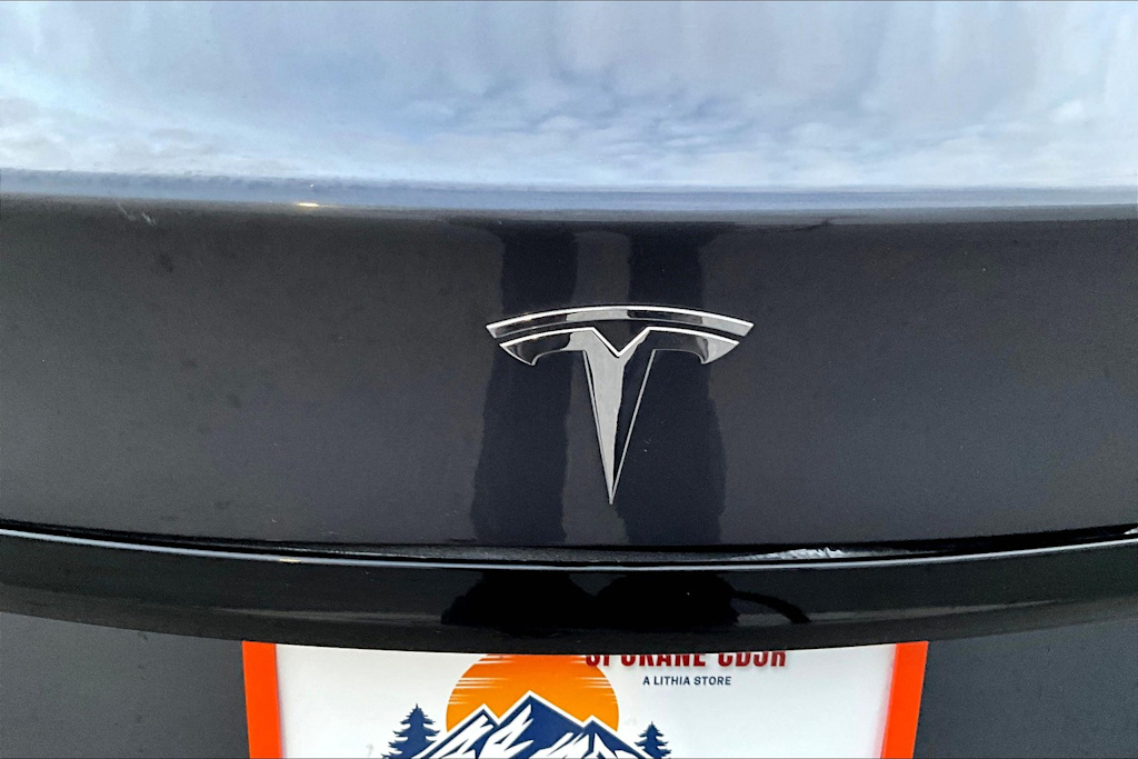 Thumbnail: 2022 Tesla Model S - 6