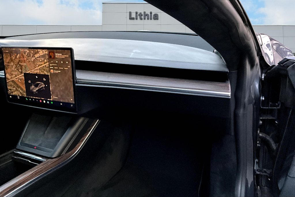 Thumbnail: 2022 Tesla Model S - 13