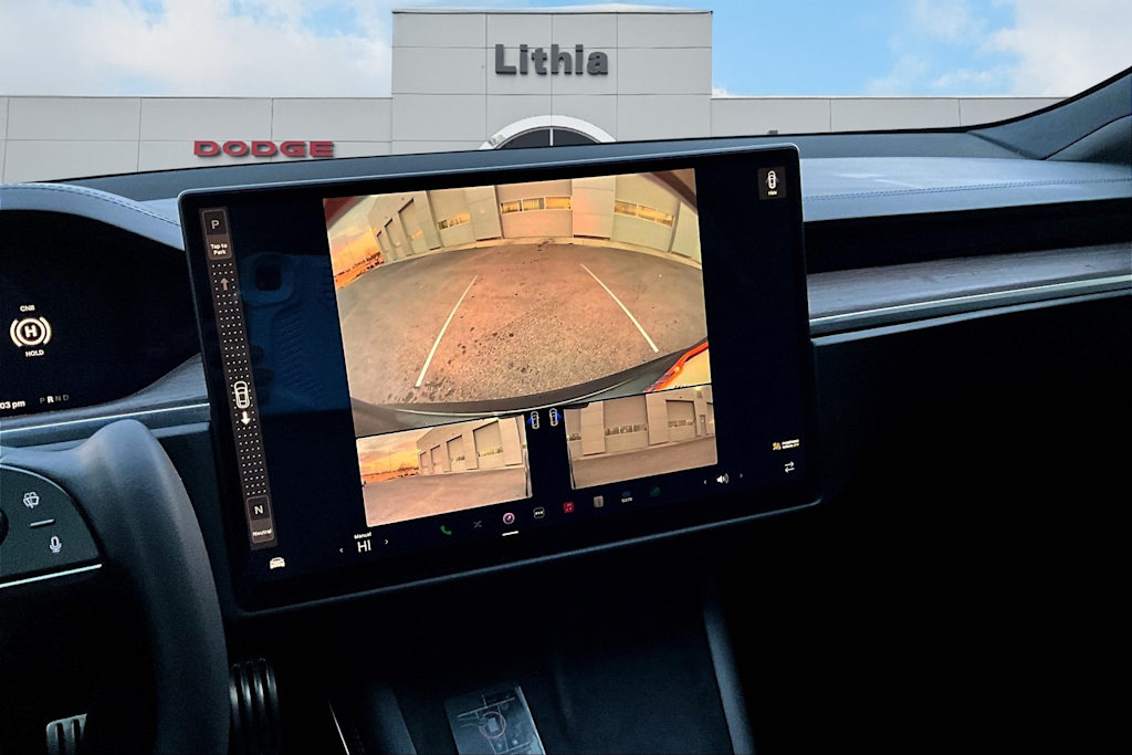 Thumbnail: 2022 Tesla Model S - 27