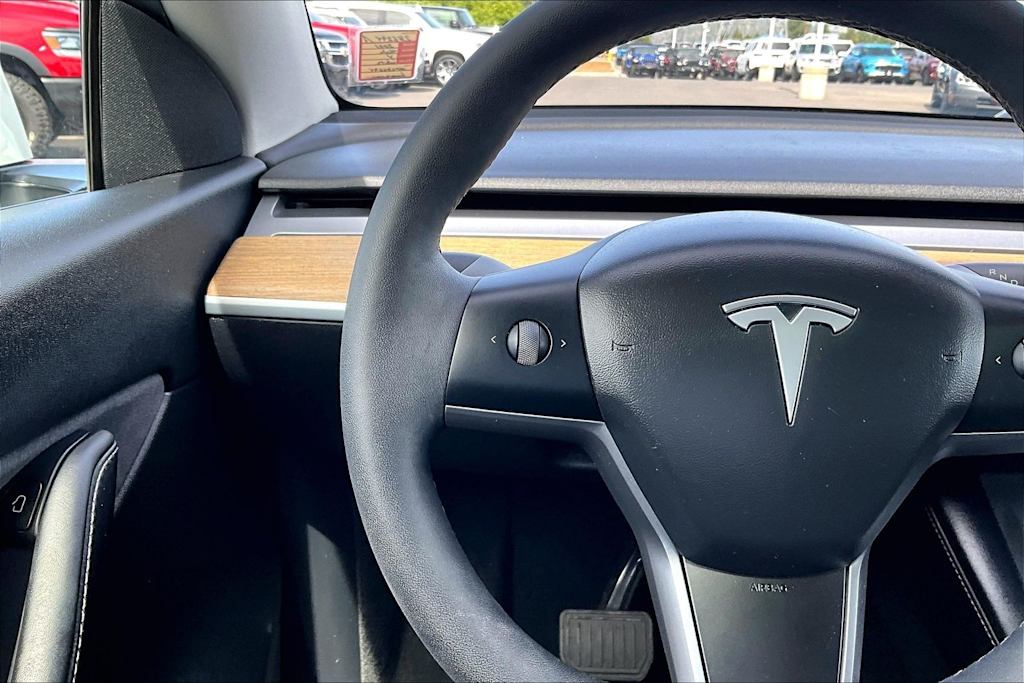 Thumbnail: 2021 Tesla Model Y - 26