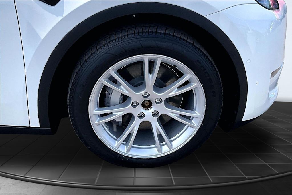 Thumbnail: 2021 Tesla Model Y - 34