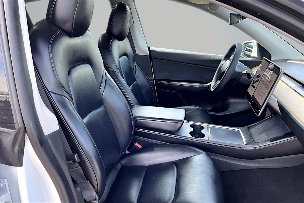 Thumbnail: 2021 Tesla Model Y - 19