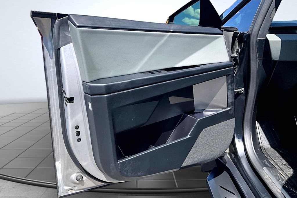 Thumbnail: 2025 Tesla Cybertruck - 29