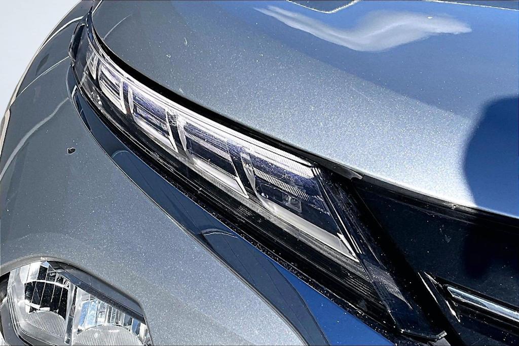 Thumbnail: 2024 Mitsubishi Outlander - 31