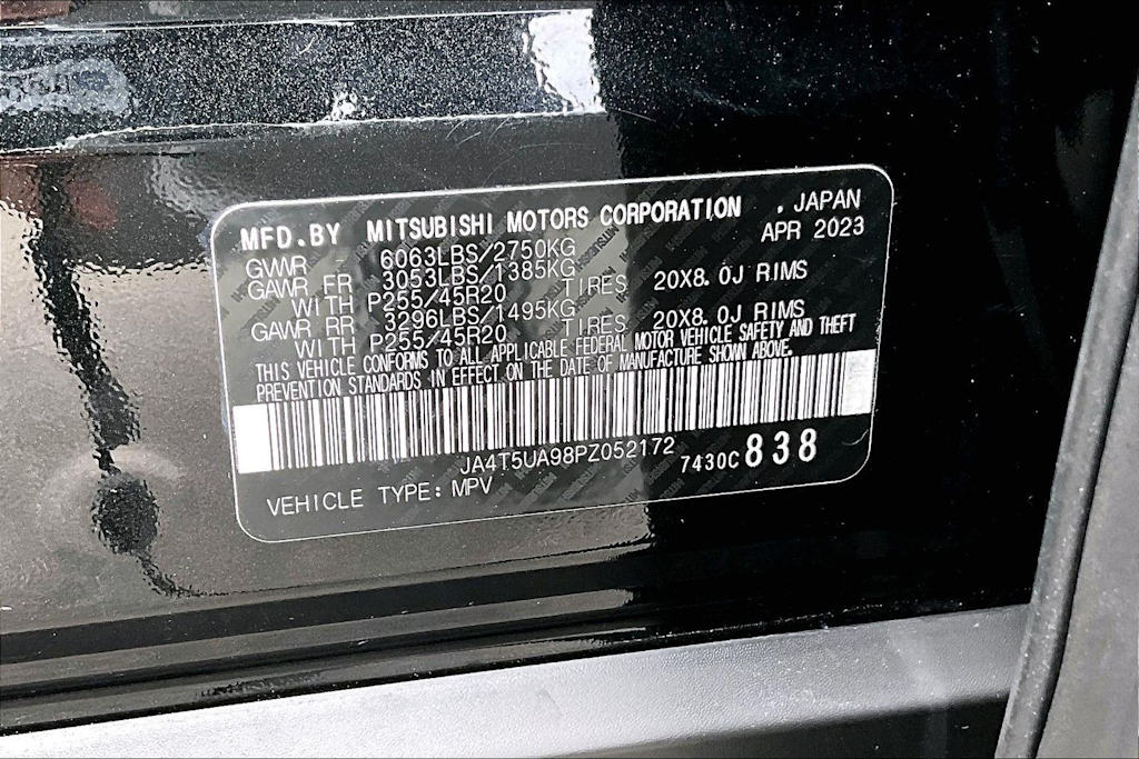 Thumbnail: 2023 Mitsubishi Outlander - 20