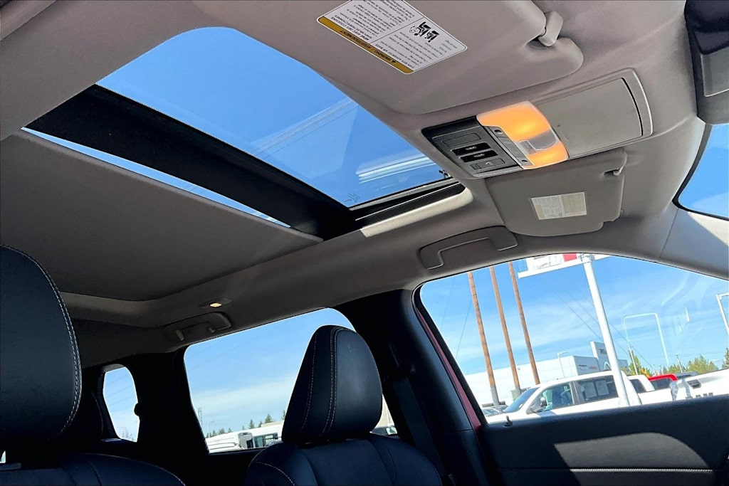 Thumbnail: 2025 Mitsubishi Outlander - 30